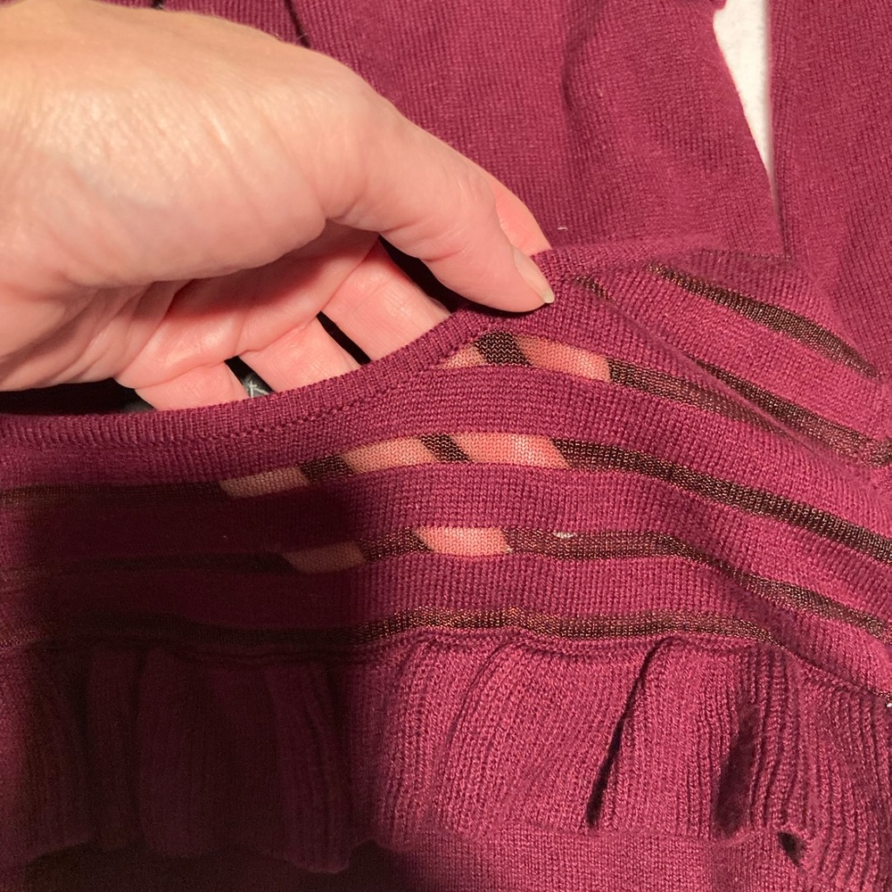 August silk size S sweater Excellent condition- worn a few times - Picture 5 of 5